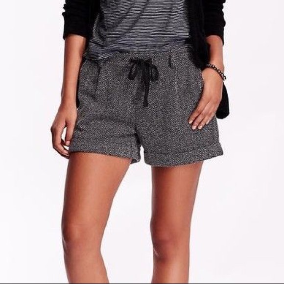 Old Navy Pants - Black & White Herringbone Shorts